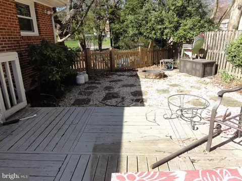 7102 Enterprise Ave, Mclean, VA 22101 photo 14