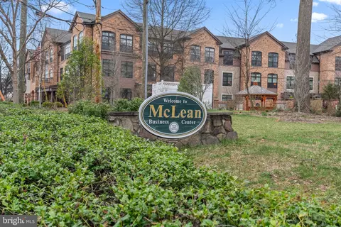 7102 Enterprise Ave, Mclean, VA 22101 photo 26