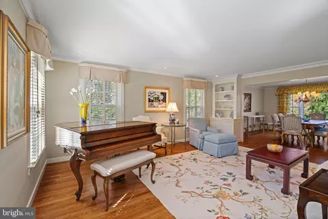 Living - 7740 Bridle Path Ln, Mclean, VA 22102 photo 1 of 4