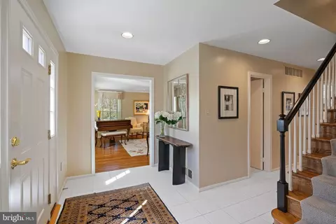 Entry Way - 7740 Bridle Path Ln, Mclean, VA 22102 photo 1 of 1