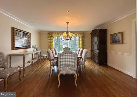 Dining - 7740 Bridle Path Ln, Mclean, VA 22102 photo 1 of 4