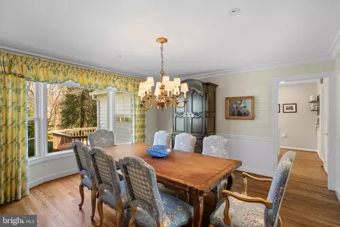 Dining - 7740 Bridle Path Ln, Mclean, VA 22102 photo 4 of 4