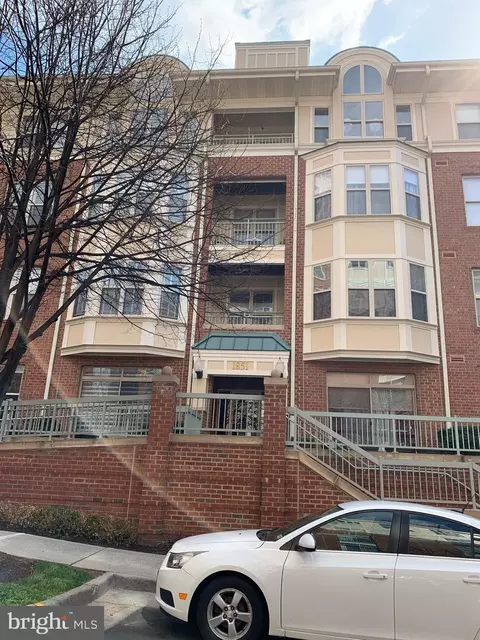 1851 Stratford Park Pl #407, Reston, VA 20190