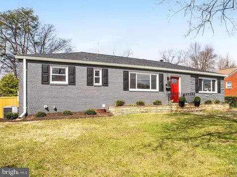 3112 Collie Ln, Falls Church, VA 22044