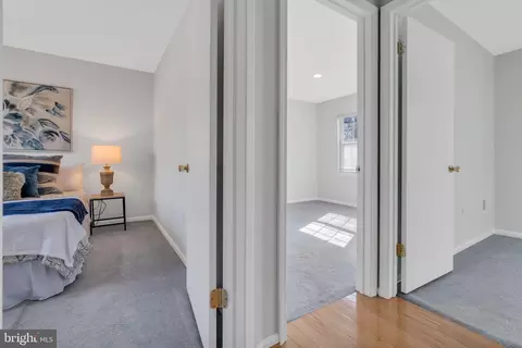 Entry Way - 7607 Maritime Ln, Springfield, VA 22153 photo 2 of 2