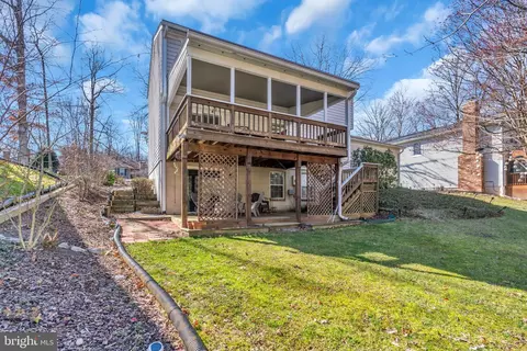 Exterior - 7607 Maritime Ln, Springfield, VA 22153 photo 8 of 9