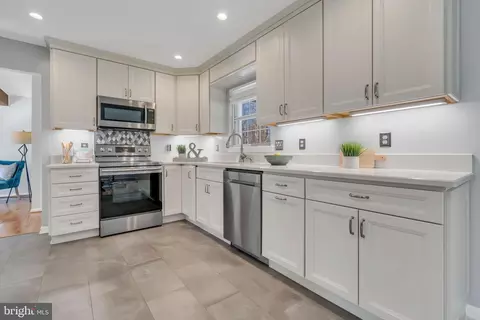 Kitchen - 7607 Maritime Ln, Springfield, VA 22153 photo 1 of 3