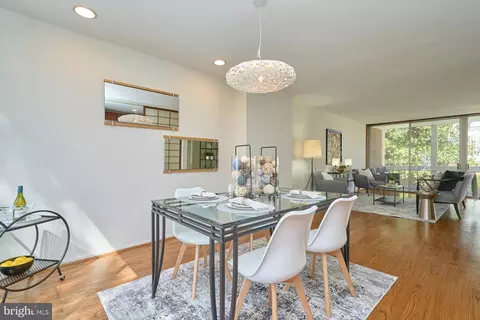 Dining - 11501 Hickory Cluster, Reston, VA 20190 photo 1 of 2