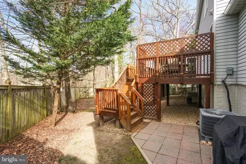 8655 Pohick Forest Ct, Springfield, VA 22153 photo 32