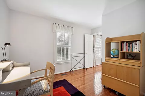 8655 Pohick Forest Ct, Springfield, VA 22153 photo 21