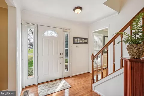 8655 Pohick Forest Ct, Springfield, VA 22153 photo 18