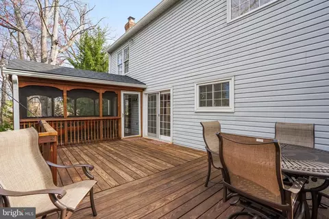8655 Pohick Forest Ct, Springfield, VA 22153 photo 11