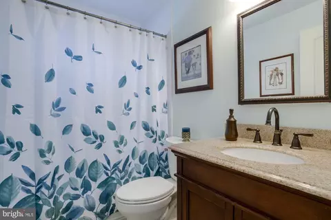 Bath - 6917 Sydenstricker Rd, Springfield, VA 22152 photo 3 of 3