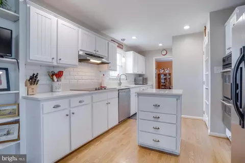 Kitchen - 6917 Sydenstricker Rd, Springfield, VA 22152 photo 1 of 4