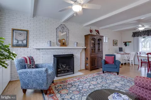 Living - 6917 Sydenstricker Rd, Springfield, VA 22152 photo 1 of 8