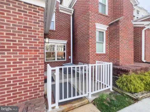 Exterior - 1645 International Dr #TH14, Mclean, VA 22102 photo 2 of 3