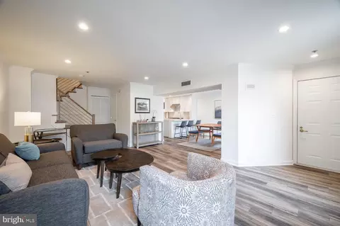 Other - 1645 International Dr #TH14, Mclean, VA 22102 photo 5 of 10