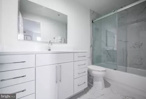 Bath - 1645 International Dr #TH14, Mclean, VA 22102 photo 2 of 3