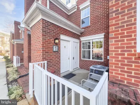 Exterior - 1645 International Dr #TH14, Mclean, VA 22102 photo 1 of 3