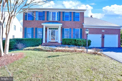 3589 Rocky Meadow Ct, Fairfax, VA 22033