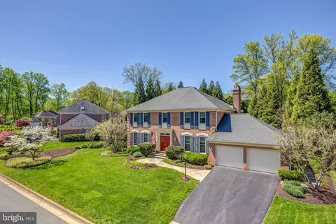 7628 Huntmaster Ln, Mclean, VA 22102