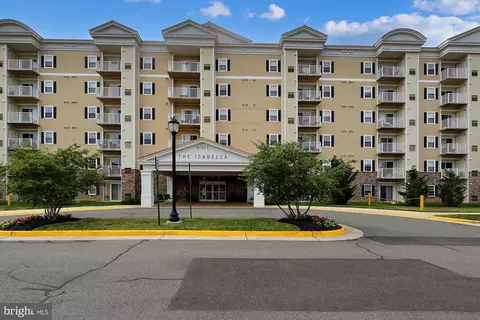 6301 Edsall Rd #208, Alexandria, VA 22312