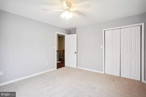 Bedroom - 5514 Inverchapel Rd, Springfield, VA 22151 photo 2 of 6