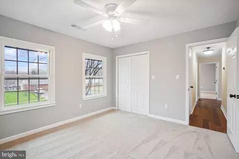 Bedroom - 5514 Inverchapel Rd, Springfield, VA 22151 photo 5 of 6