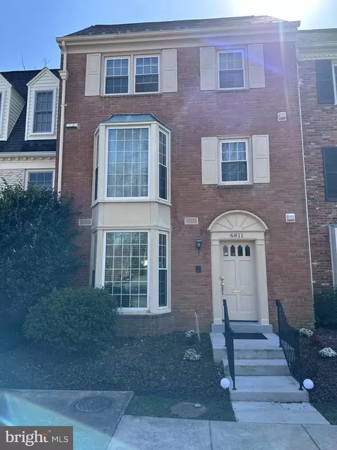 6811 Market Square Dr, Mclean, VA 22101