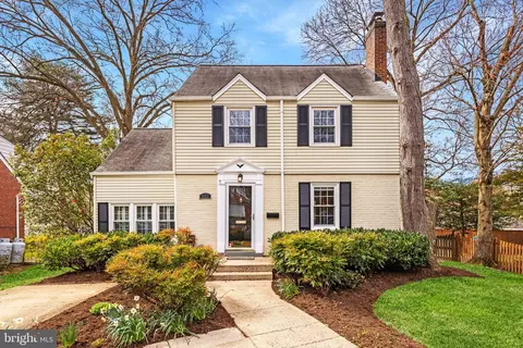 3123 Worthington Cir, Falls Church, VA 22044