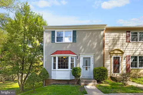 9676 Thackery Sq, Fairfax, VA 22032