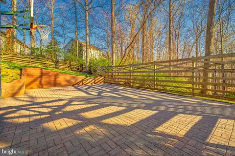 7819 Lobelia Ln, Springfield, VA 22152 photo 8