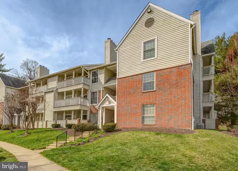 3904 Penderview Dr #705, Fairfax, VA 22033