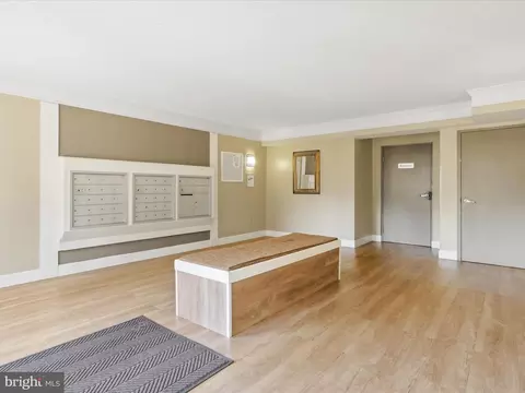 Entry Way - 7640 Provincial Dr #108, Mclean, VA 22102 photo 1 of 4
