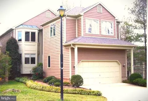 3100 Castleton Ct, Oakton, VA 22124