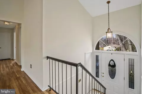 7830 Glenister Dr, Springfield, VA 22152 photo 26