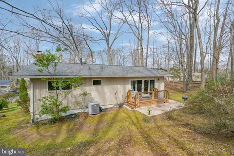 7830 Glenister Dr, Springfield, VA 22152 photo 40