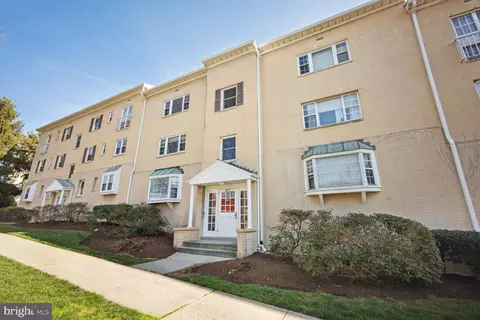 6243 Wilson Blvd #301, Falls Church, VA 22044