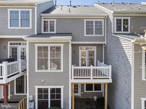 Exterior - 11115 Little Compton Dr, Reston, VA 20191 photo 6 of 8
