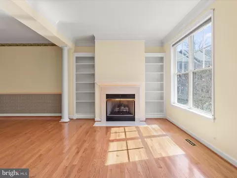 Living - 11115 Little Compton Dr, Reston, VA 20191 photo 5 of 5