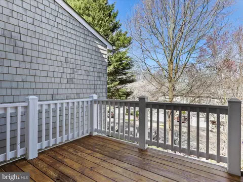 Exterior - 11115 Little Compton Dr, Reston, VA 20191 photo 3 of 8