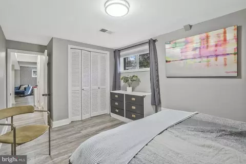 Bedroom - 8632 Victoria Rd, Springfield, VA 22151 photo 13 of 14