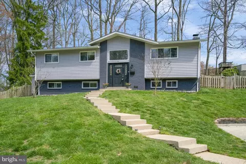 Exterior - 8632 Victoria Rd, Springfield, VA 22151 photo 4 of 14