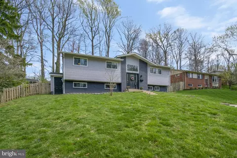 Exterior - 8632 Victoria Rd, Springfield, VA 22151 photo 6 of 14