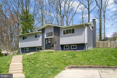 Exterior - 8632 Victoria Rd, Springfield, VA 22151 photo 2 of 14