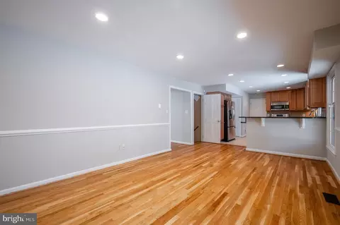 7611 Lindside Pl, Springfield, VA 22153 photo 11