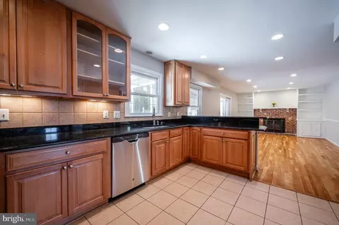 7611 Lindside Pl, Springfield, VA 22153 photo 18