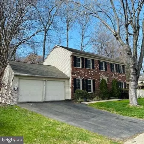 7611 Lindside Pl, Springfield, VA 22153 photo 3