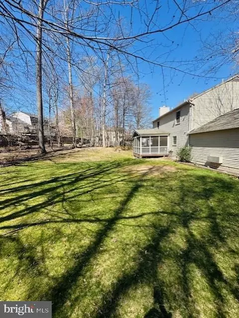 7611 Lindside Pl, Springfield, VA 22153 photo 4