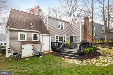 Exterior - 1622 Stowe Rd, Reston, VA 20194 photo 4 of 5